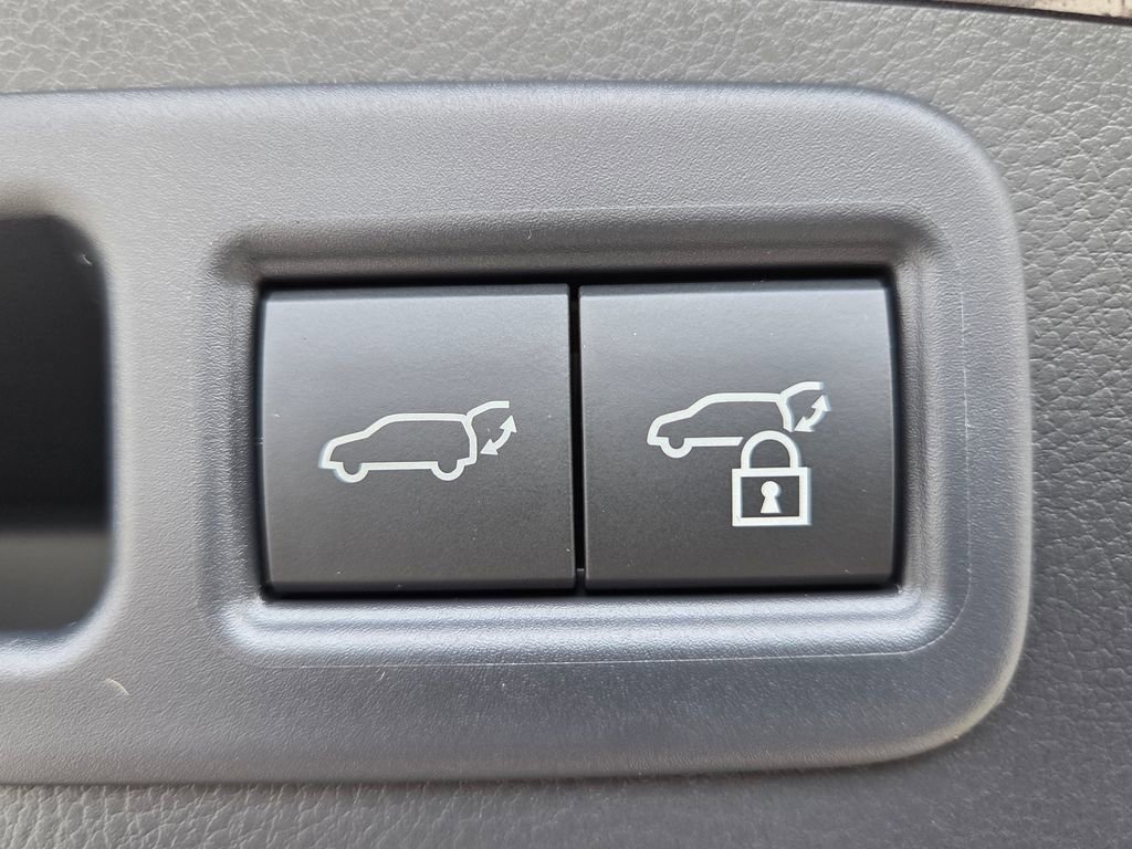 New 2026 Lexus RX 450h AWD image 32