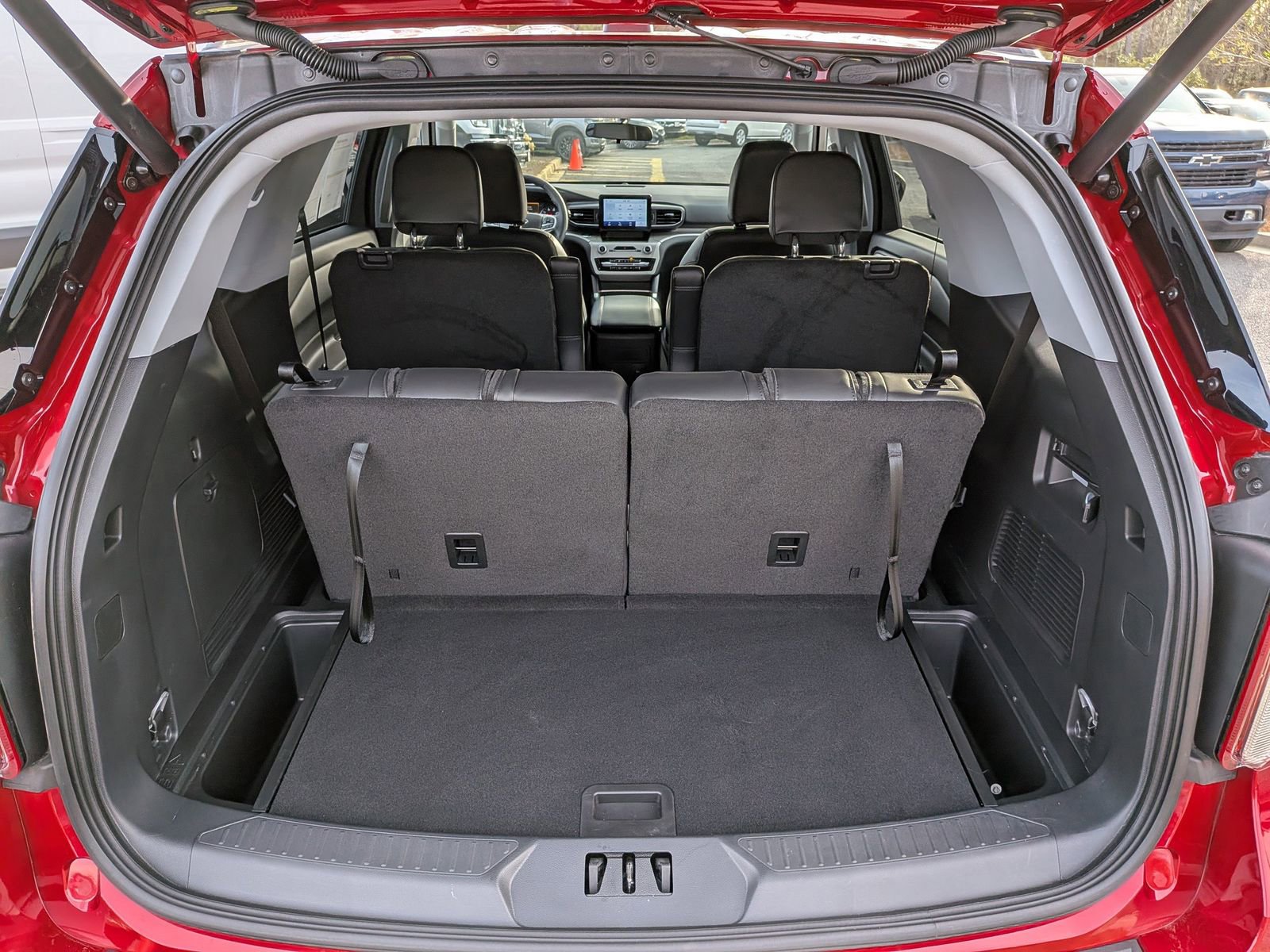 Certified 2023 Ford Explorer XLT w/ Equipment Group 202A image 14