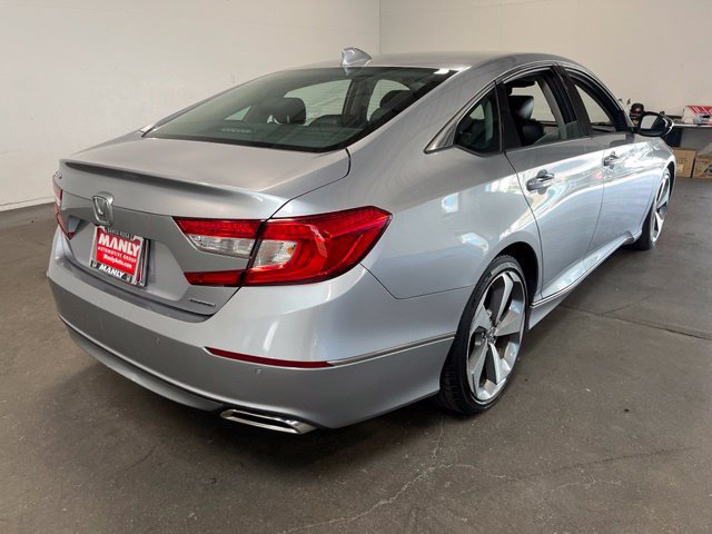 Used 2018 Honda Accord Touring image 3