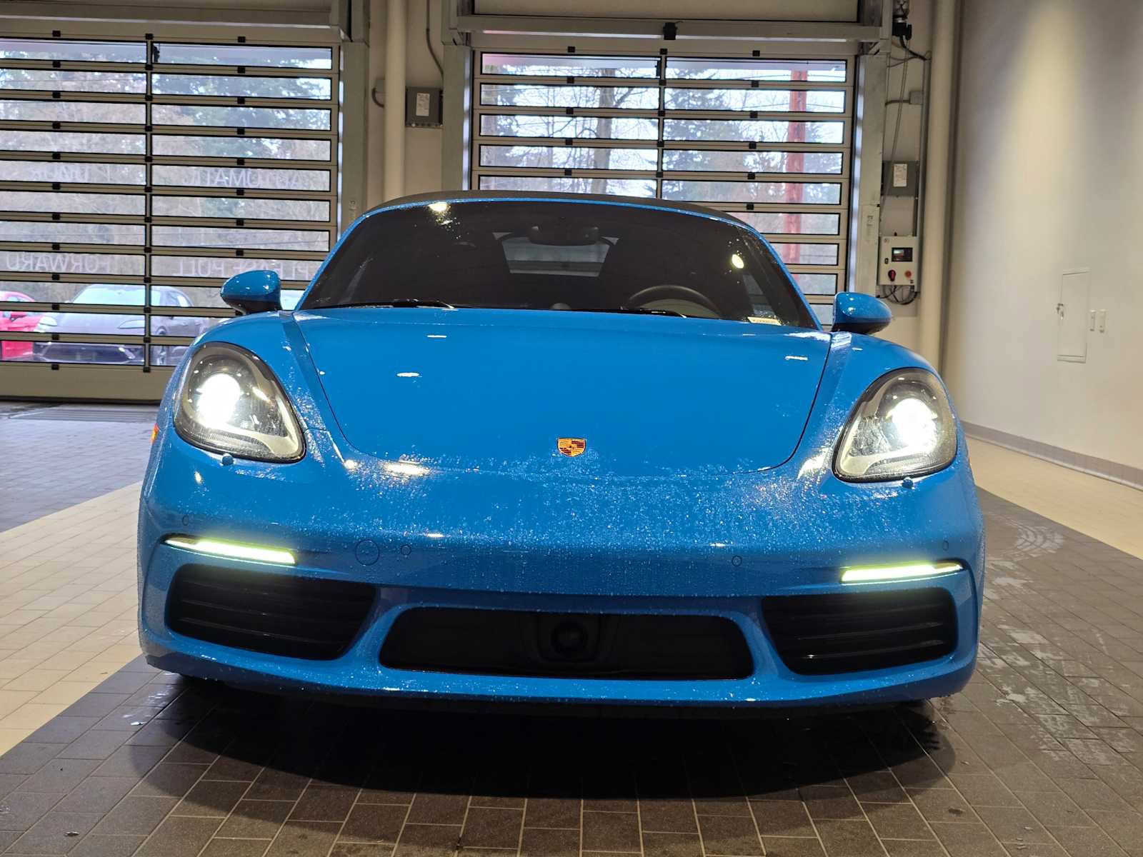 Used 2024 Porsche 718 Boxster S RWD image 10