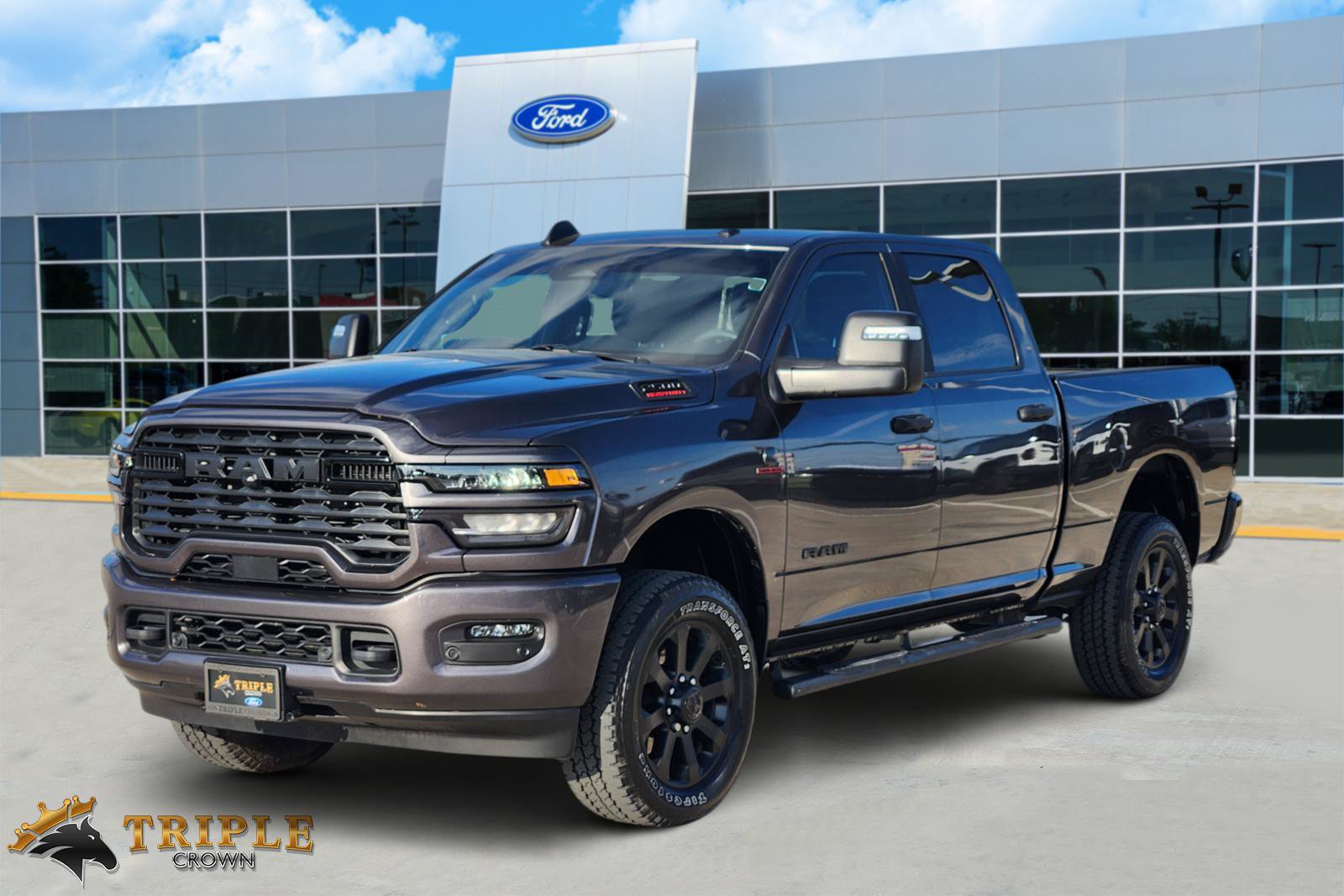 Used 2025 RAM 2500 Big Horn AWD/4WD image 2
