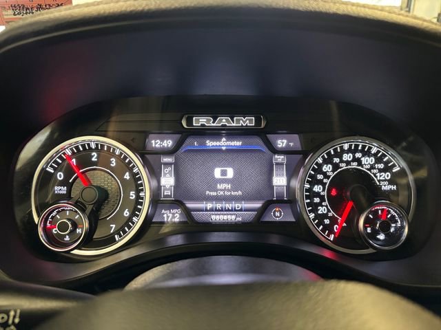 Used 2022 RAM 1500 Laramie AWD/4WD image 17