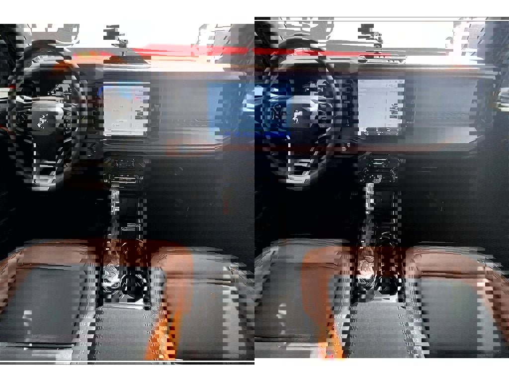 Used 2024 Ford Bronco Outer Banks image 16