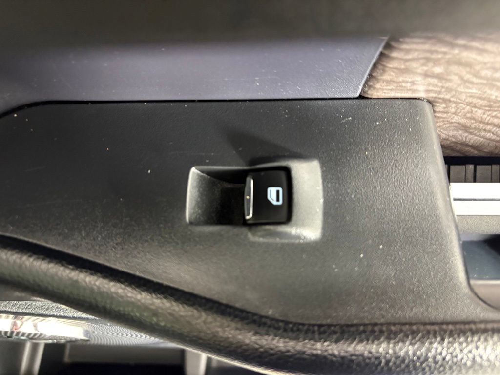 Used 2021 Ford Expedition Max Limited RWD image 46