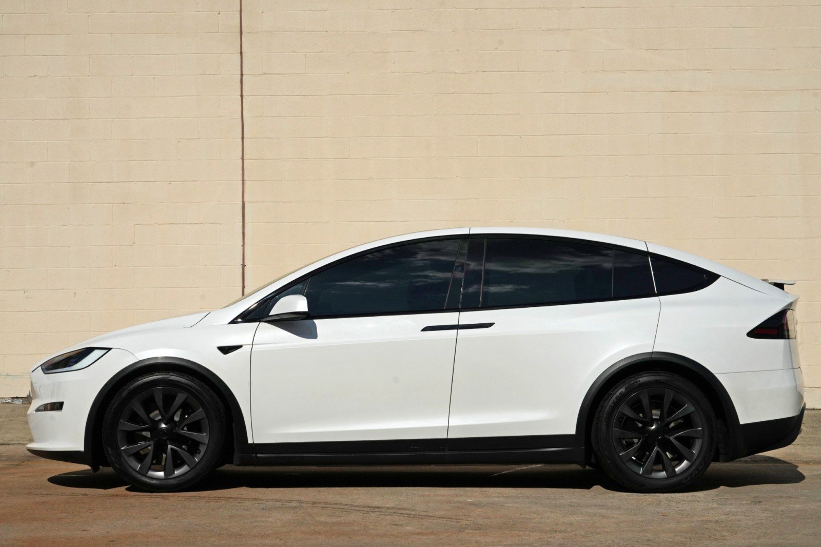 Used 2024 Tesla Model X AWD/4WD image 9
