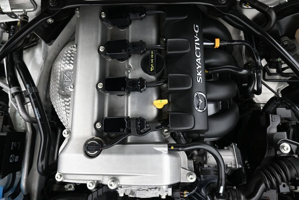 Used 2022 MAZDA MX-5 Miata RF Grand Touring RWD image 24