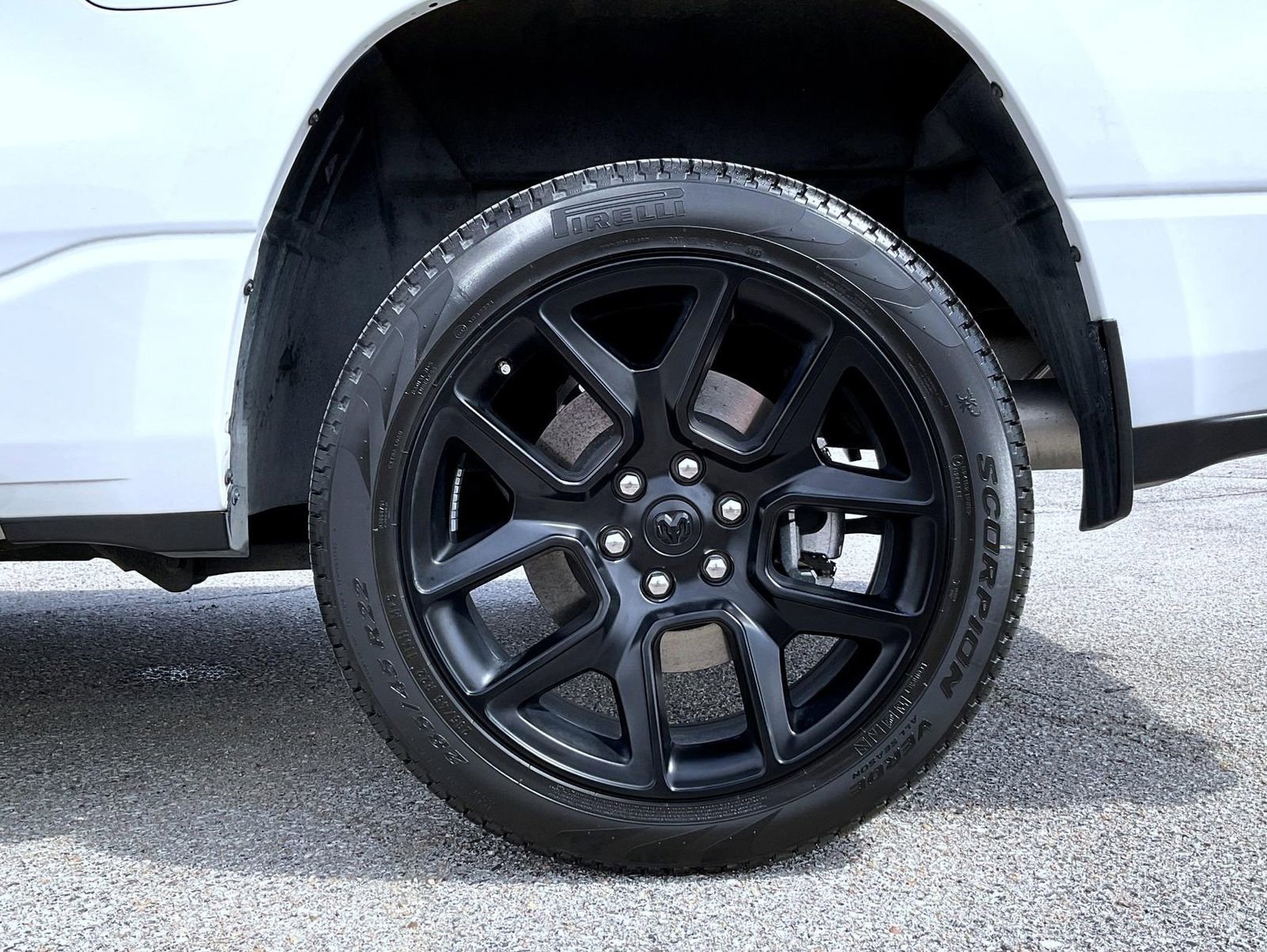 Used 2024 RAM 1500 Laramie image 22