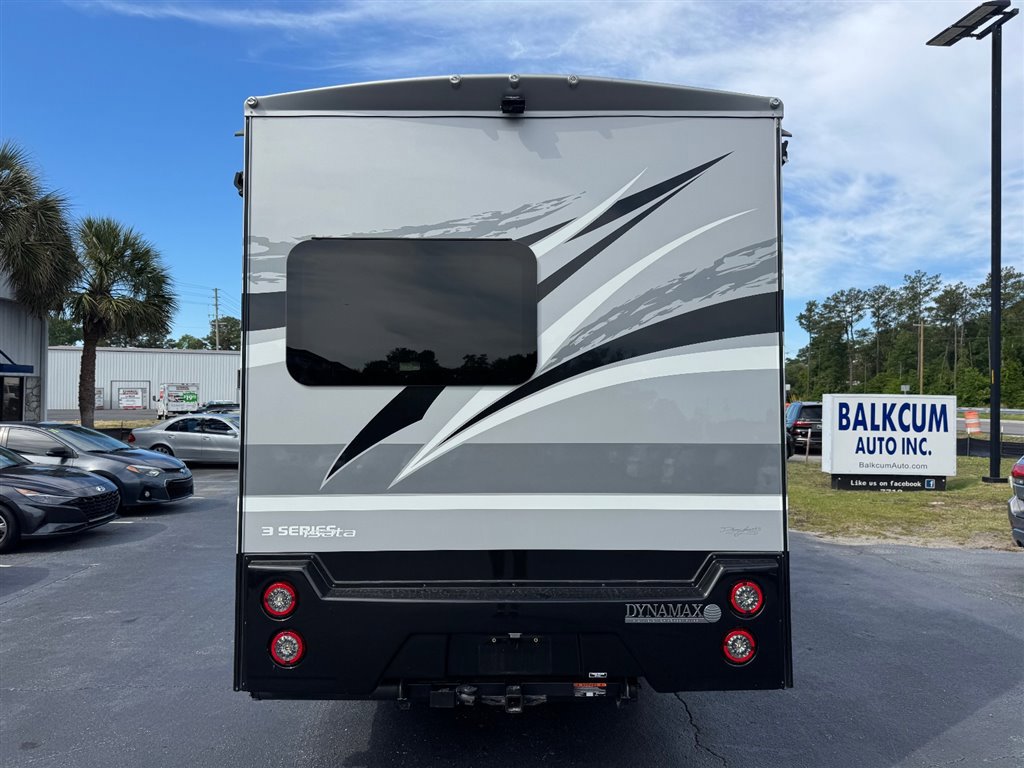 Used 2022 Mercedes-Benz Sprinter 3500 image 6