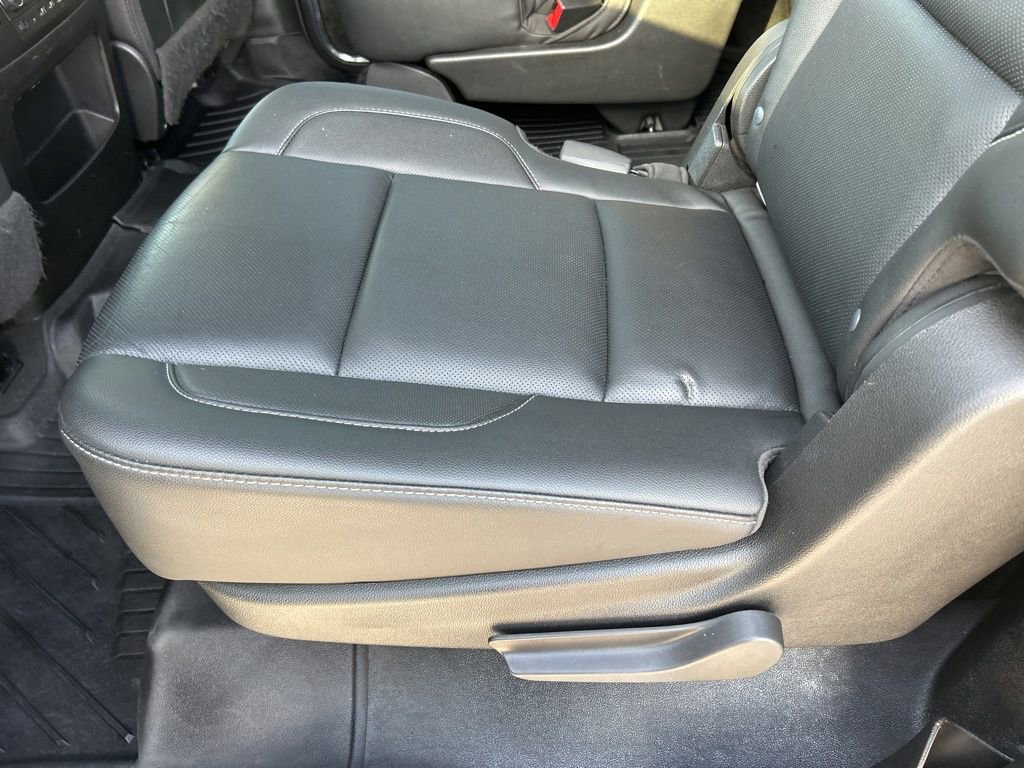 Used 2019 Chevrolet Suburban Premier image 45
