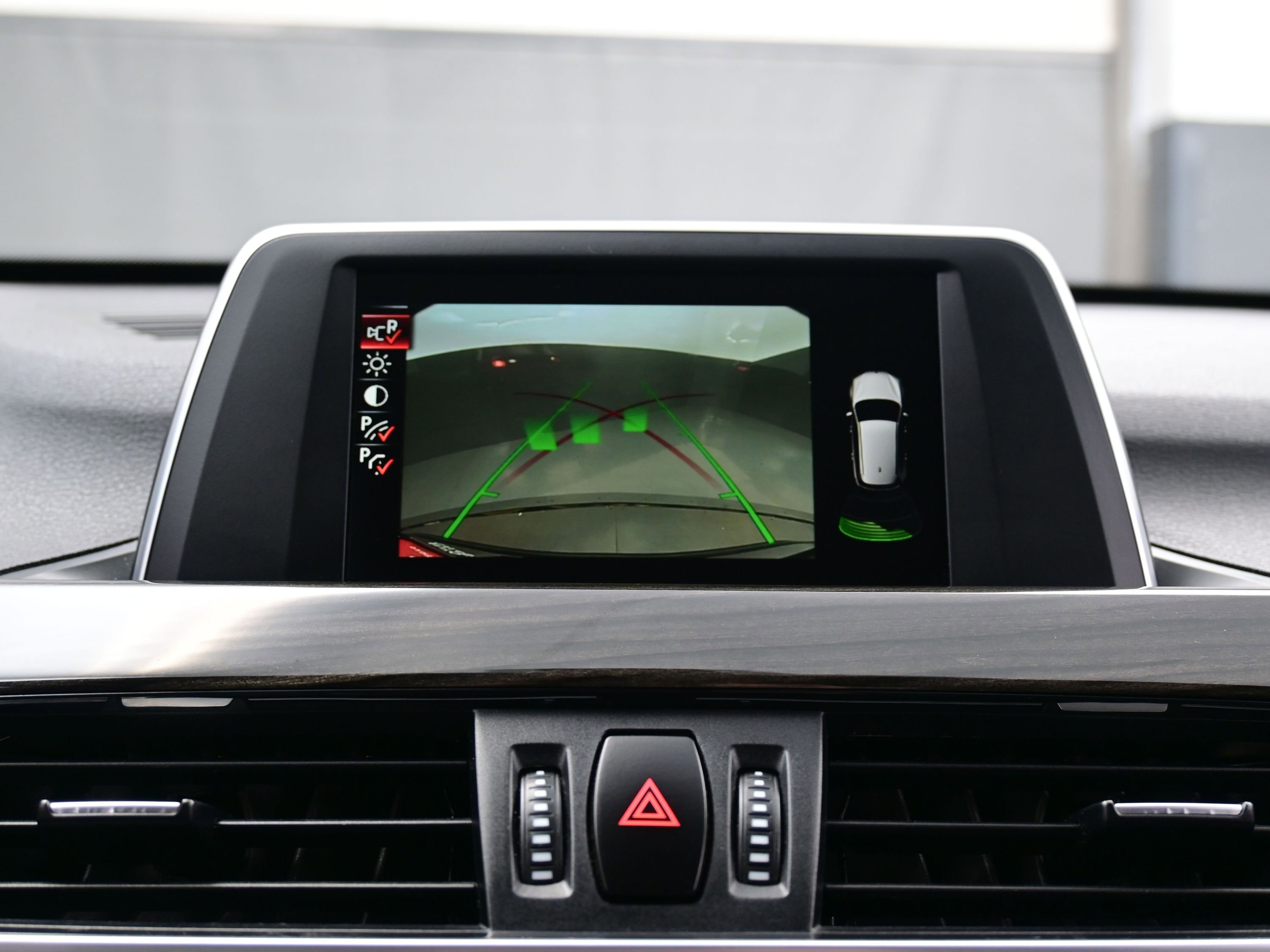 Used 2017 BMW X1 xDrive28i image 18