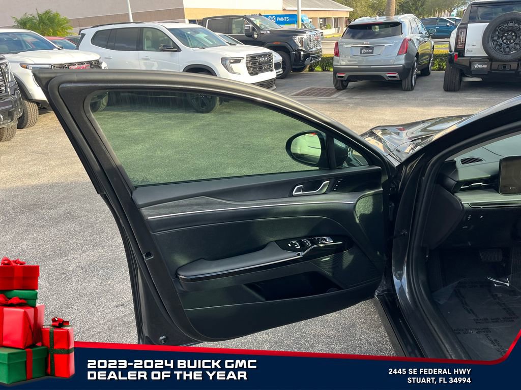 Used 2025 Kia K5 EX image 11