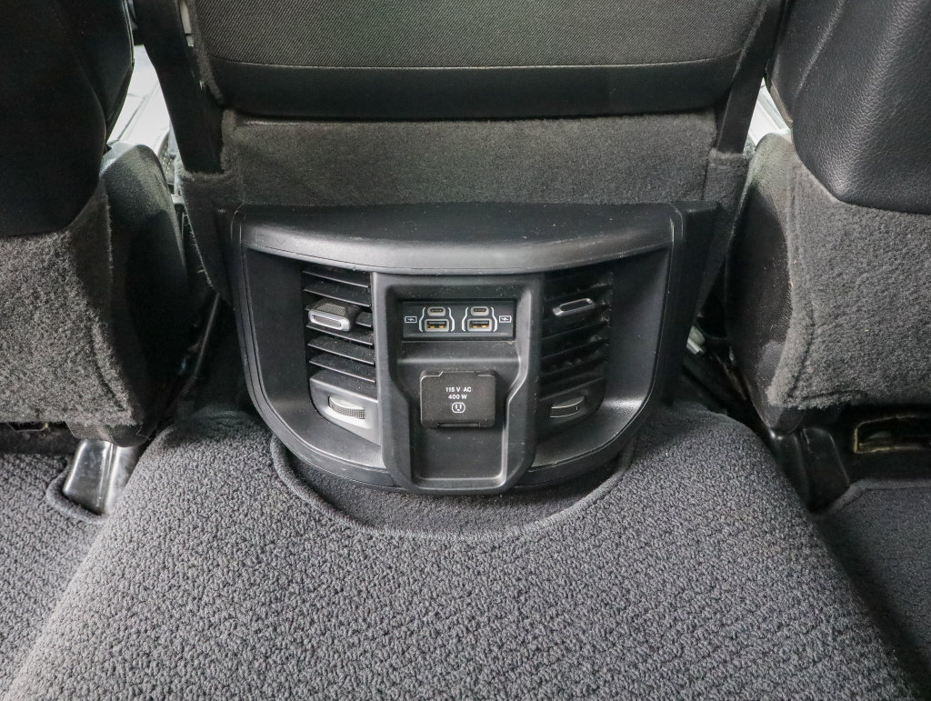 Used 2024 RAM 2500 Laramie AWD/4WD image 32
