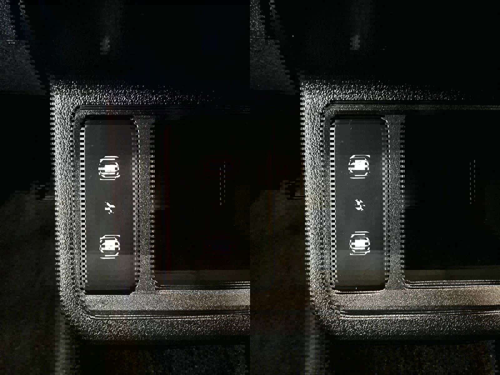 Used 2025 Kia K4 EX image 27