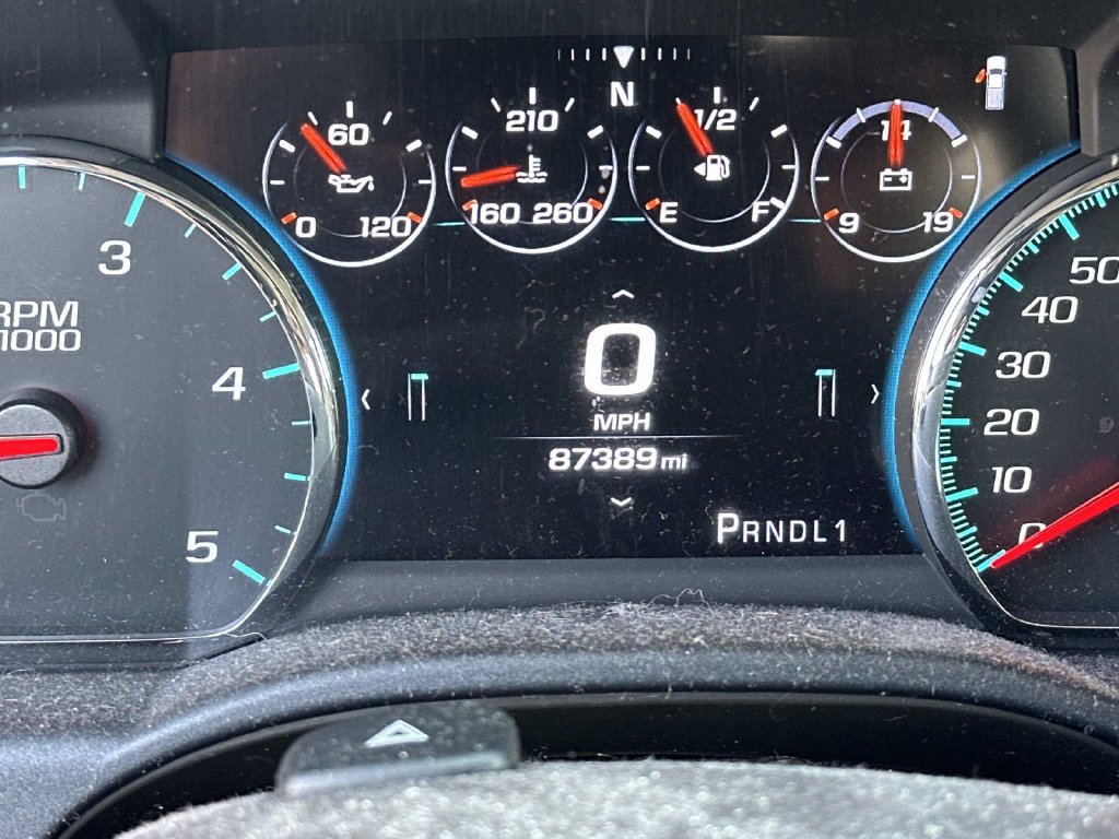 Used 2017 GMC Sierra 2500 Denali w/ Duramax Plus Package AWD/4WD image 13