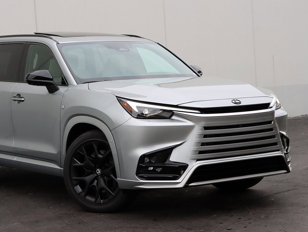 New 2026 Lexus TX 350 AWD image 2
