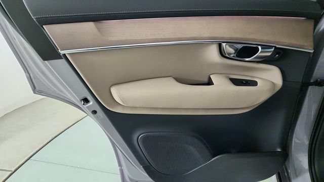 New 2026 Volvo XC90 B6 Plus w/ Protection Package AWD/4WD image 28