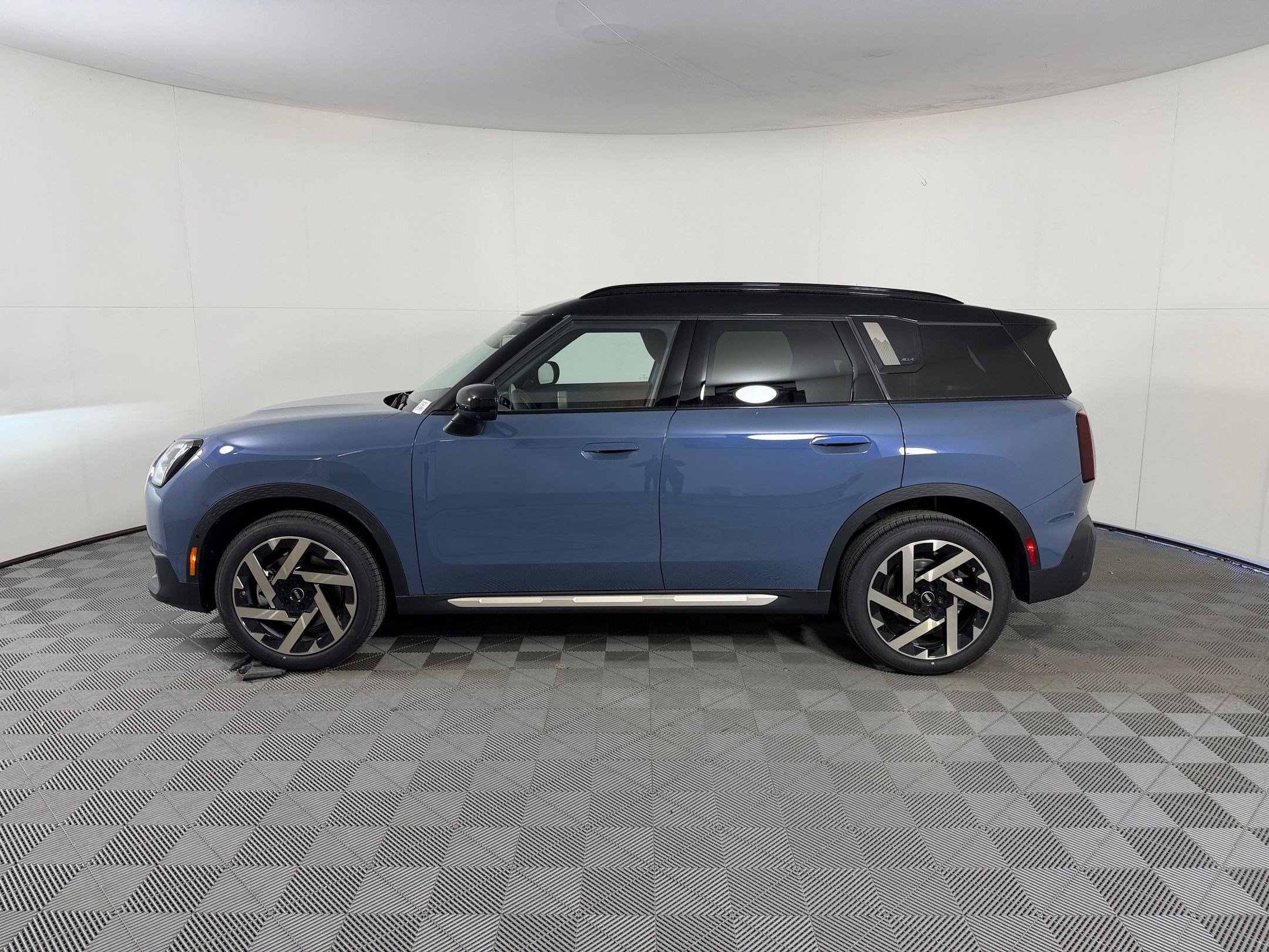 New 2027 MINI Cooper Countryman S AWD/4WD image 2