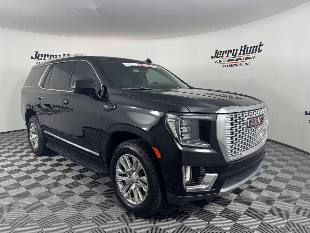 Used 2022 GMC Yukon Denali AWD/4WD image 5