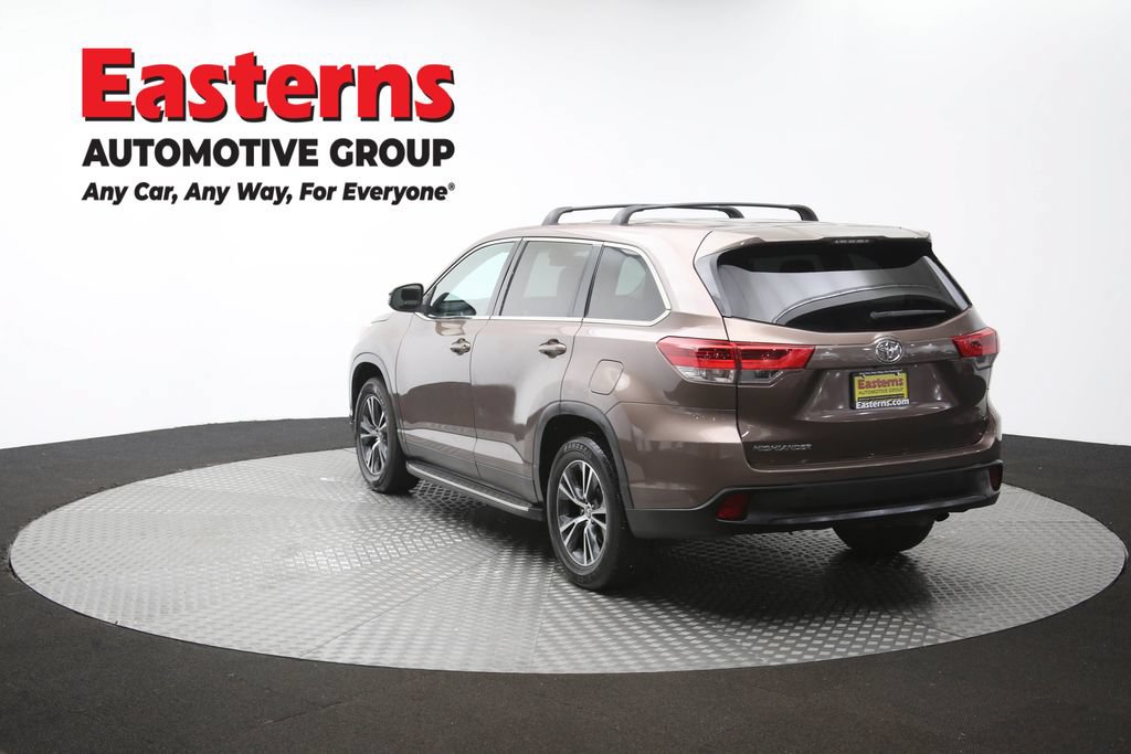 Used 2019 Toyota Highlander LE FWD image 64