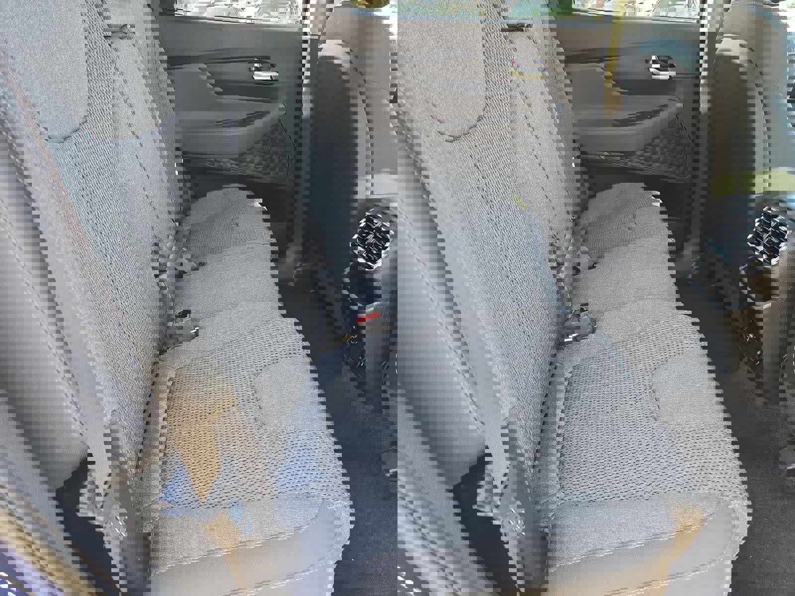 Used 2020 Hyundai Santa Fe SEL image 19