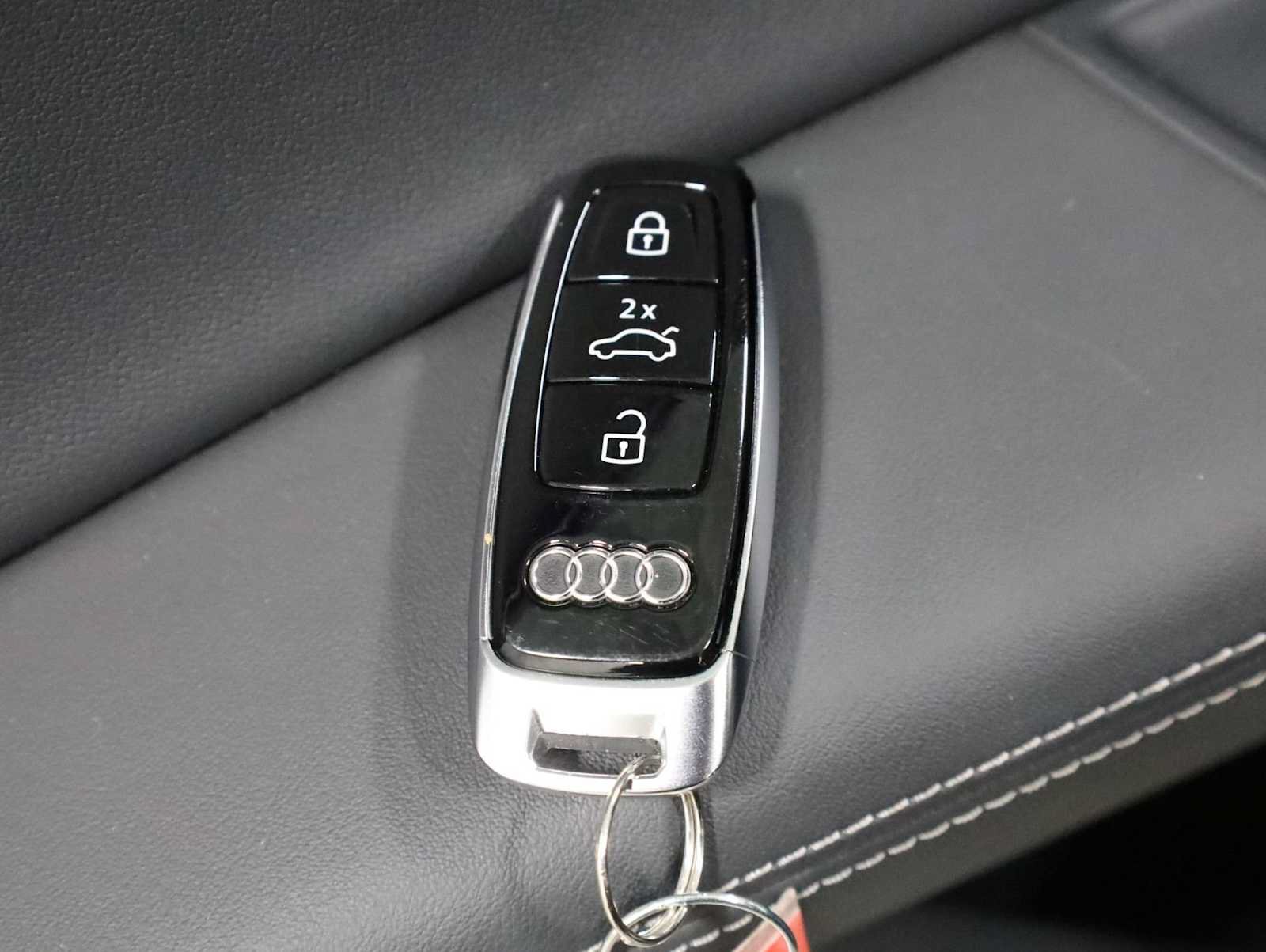 Used 2024 Audi Q8 Premium Plus AWD/4WD image 41