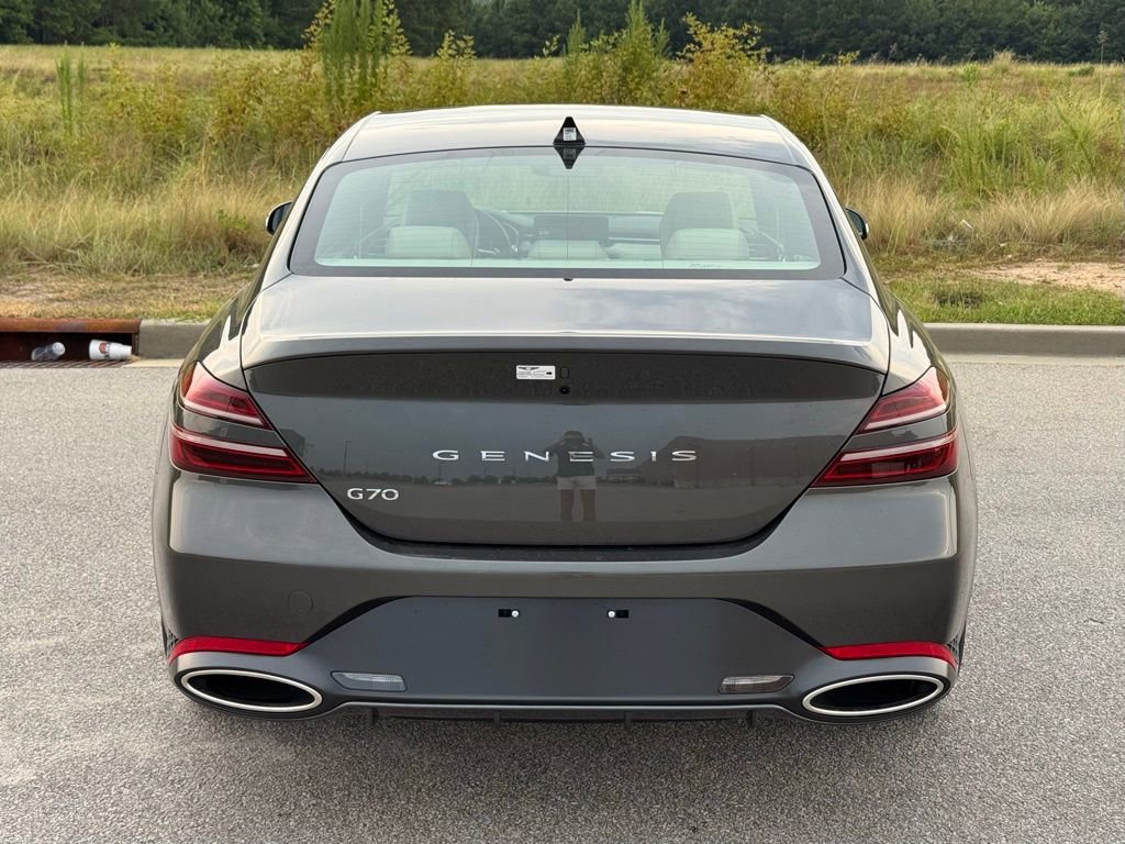 Used 2026 Genesis G70 2.5T RWD image 11