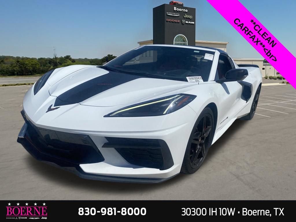 Used 2022 Chevrolet Corvette Stingray Preferred Cpe w/ Z51 Performance Package RWD image 4