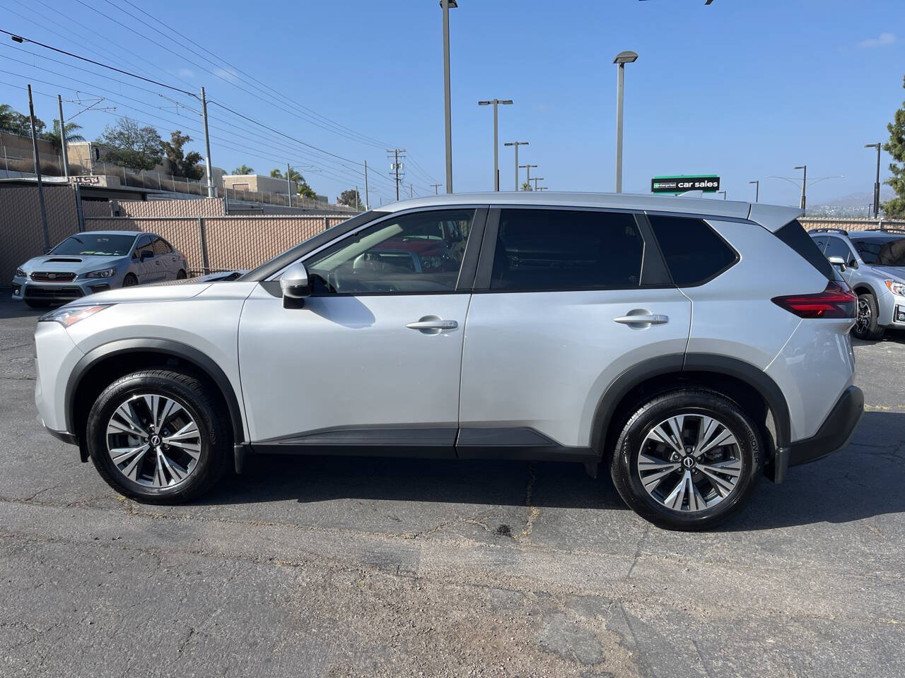 Used 2023 Nissan Rogue SV FWD image 10