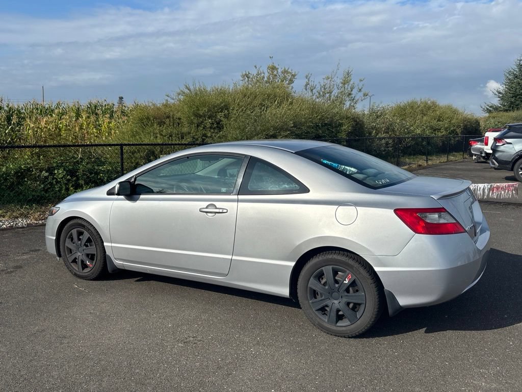 Used 2010 Honda Civic LX image 2
