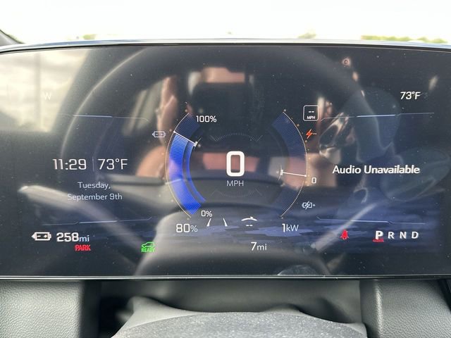 New 2025 Chevrolet Equinox EV LT image 11