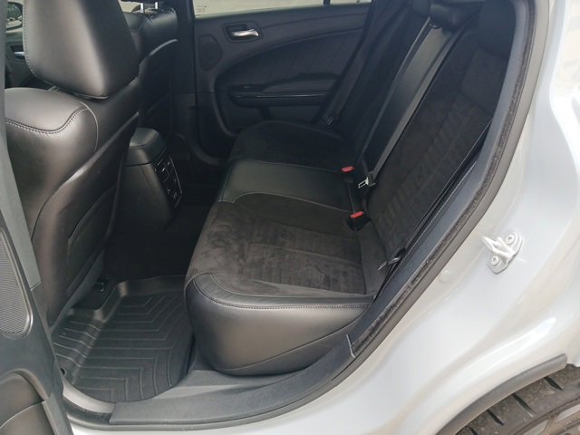 Used 2022 Dodge Charger Scat Pack w/ Daytona Edition Group image 17