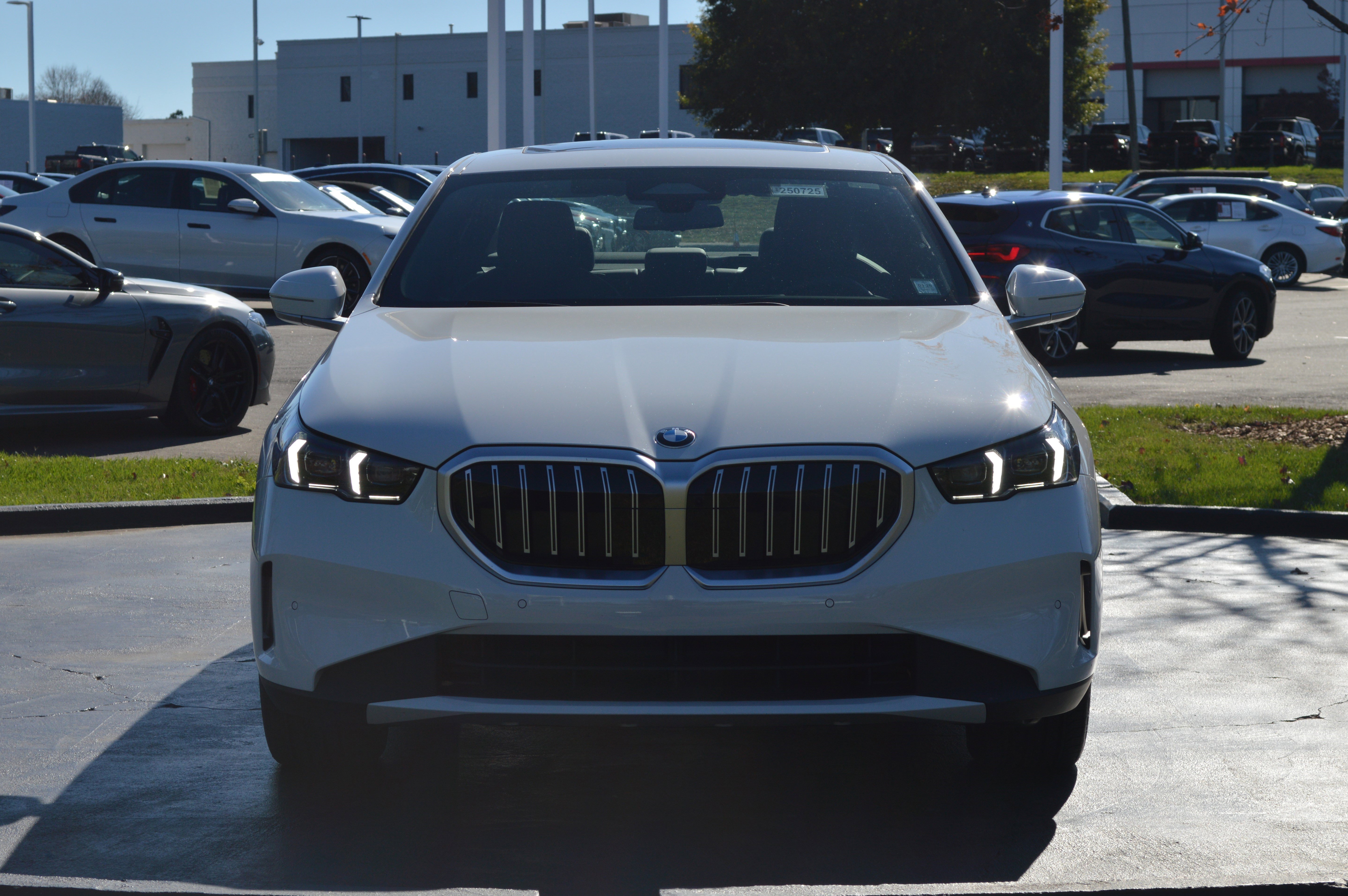 Used 2025 BMW 530i xDrive w/ Premium Package image 6