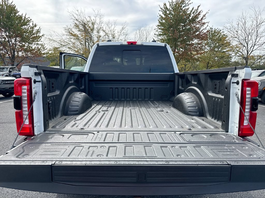 Used 2024 Ford F250 Lariat w/ Chrome Package AWD/4WD image 24