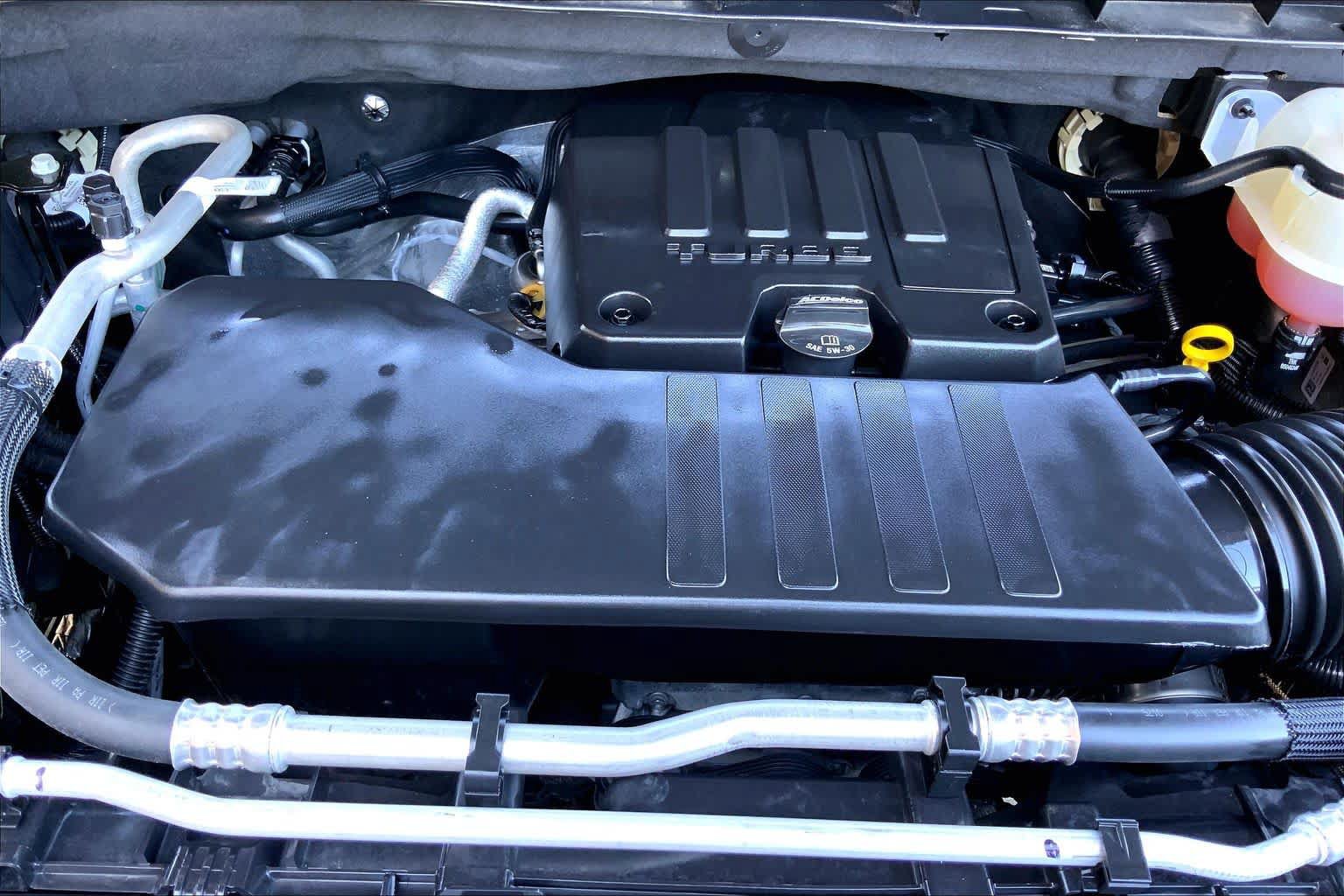 Used 2025 Chevrolet Silverado 1500 Custom RWD image 32