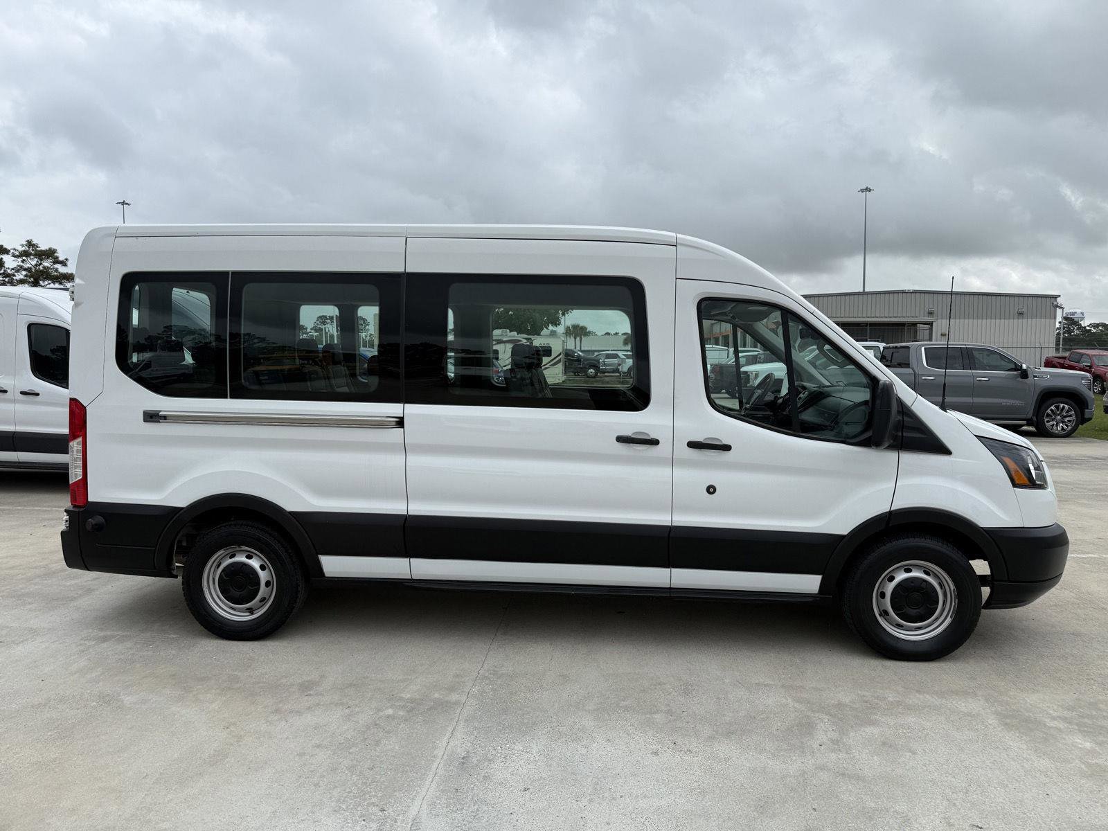 Certified 2019 Ford Transit 350 XL image 3