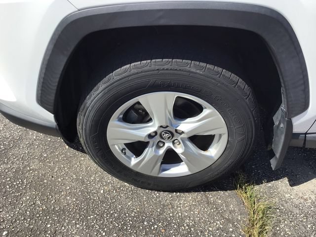 Used 2019 Toyota RAV4 XLE w/ Convenience Package AWD/4WD image 18