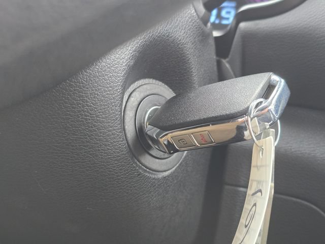 Certified 2025 Kia Soul LX w/ LX Technology Package FWD image 33
