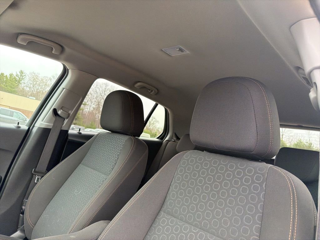 Used 2022 Chevrolet Trax LS w/ Tint and Cruise Package AWD/4WD image 13