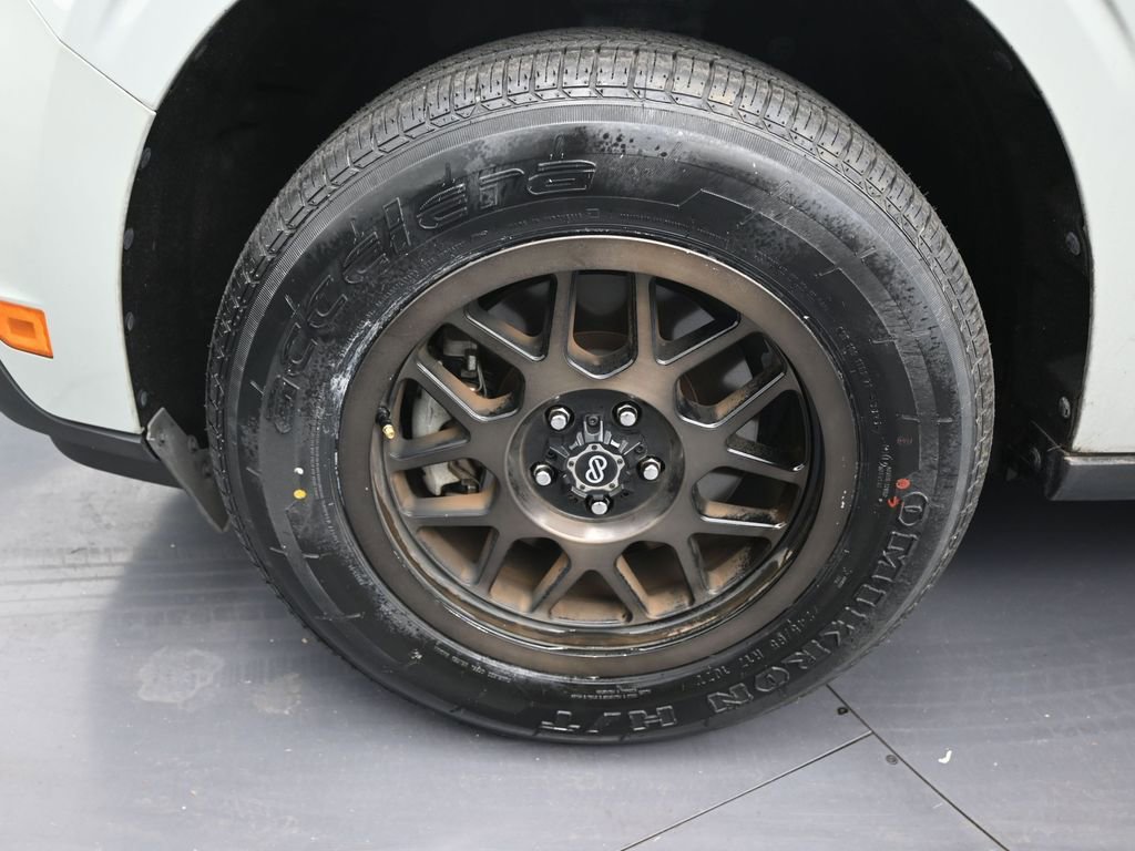Used 2023 Ford Maverick XL FWD image 9