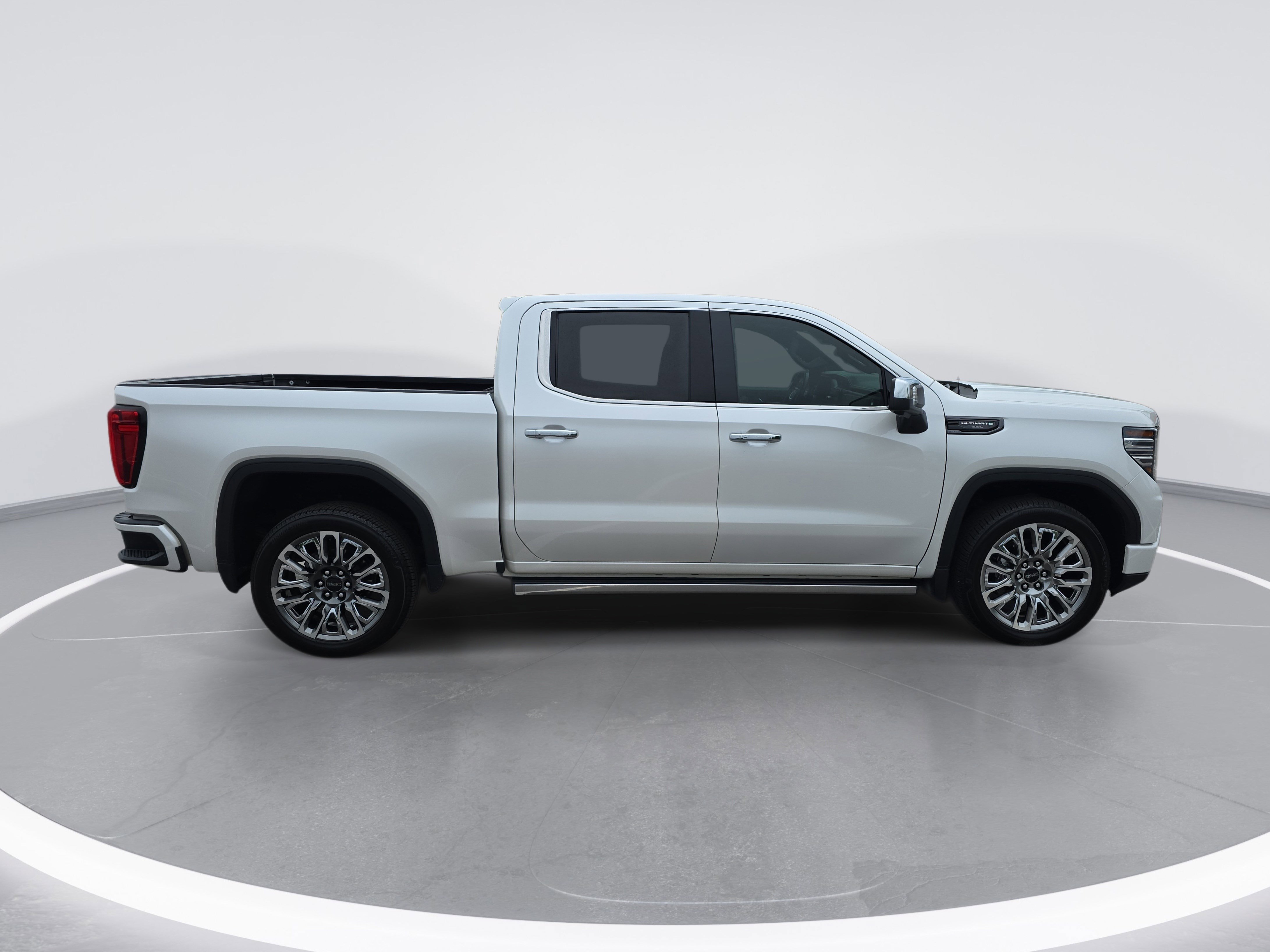 Used 2023 GMC Sierra 1500 Denali Ultimate AWD/4WD image 2