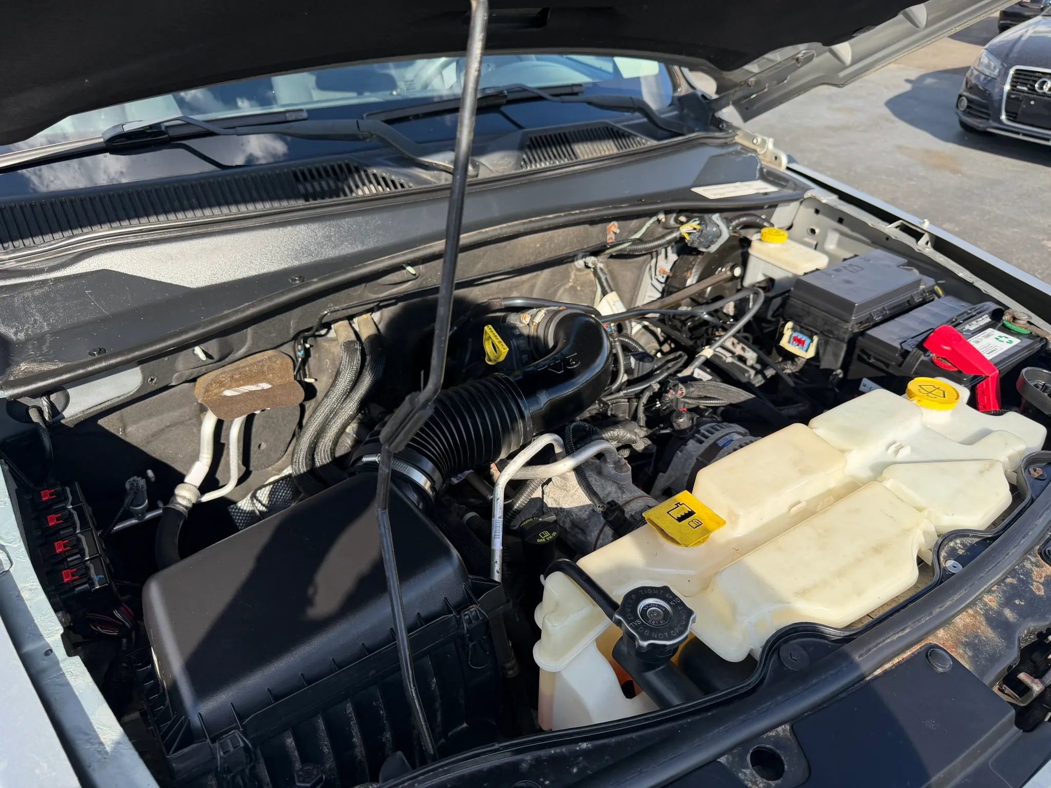 Used 2011 Jeep Liberty Sport AWD/4WD image 32