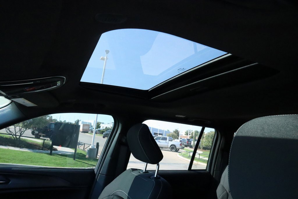 New 2025 Jeep Grand Cherokee Laredo X image 3