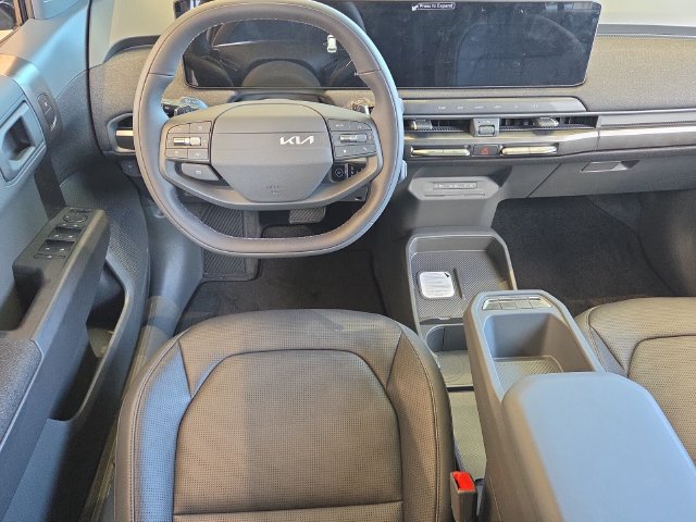 New 2027 Kia EV3 Wind FWD image 8