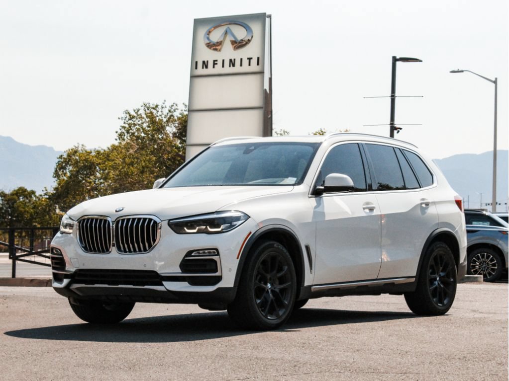 Used 2019 BMW X5 xDrive40i w/ Premium Package 2 AWD/4WD image 1