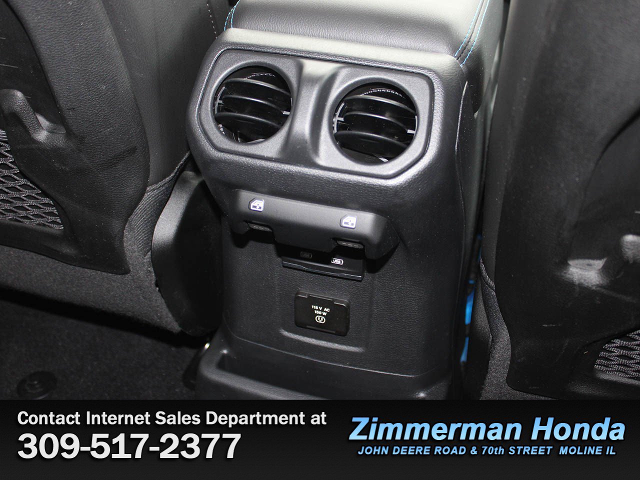 Used 2023 Jeep Wrangler Unlimited Rubicon 4xe w/ Cold Weather Group AWD/4WD image 9