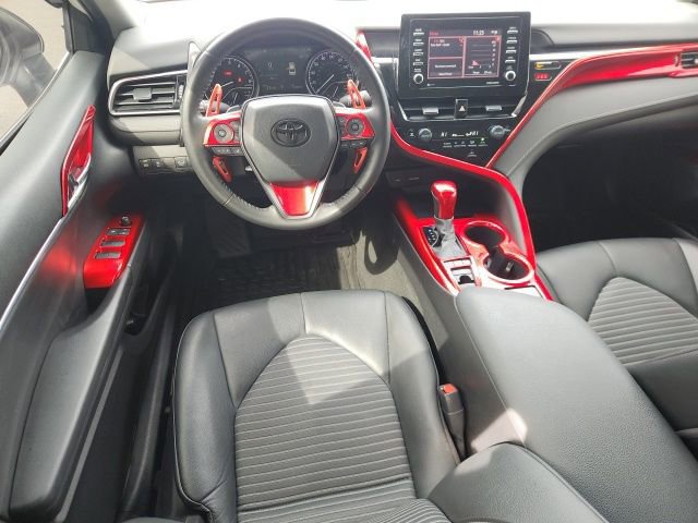 Used 2022 Toyota Camry SE w/ Cold Weather Package image 11