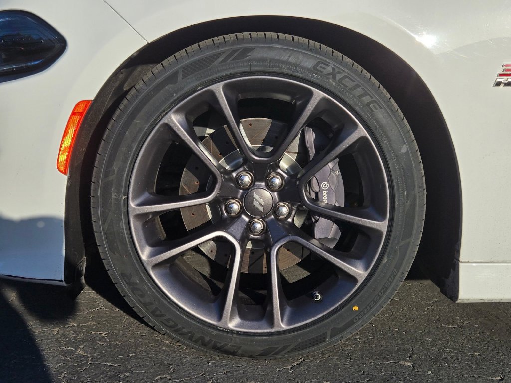 Used 2023 Dodge Charger Scat Pack RWD image 9