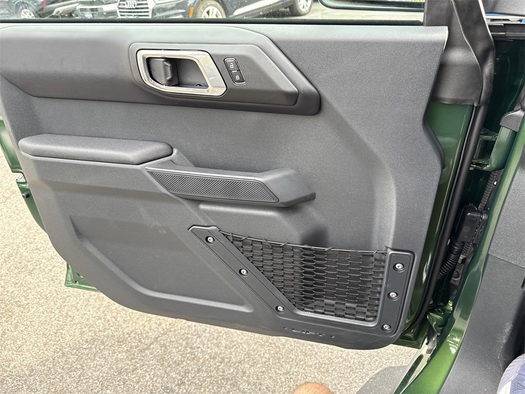 New 2025 Ford Bronco Badlands image 25