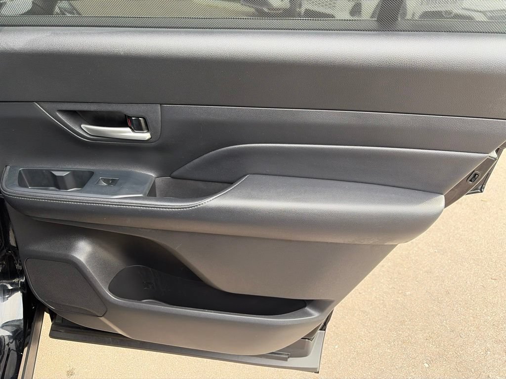 Used 2025 Toyota Grand Highlander AWD image 14