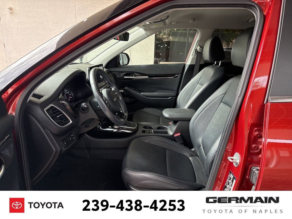 Used 2023 Kia Seltos SX AWD/4WD image 16
